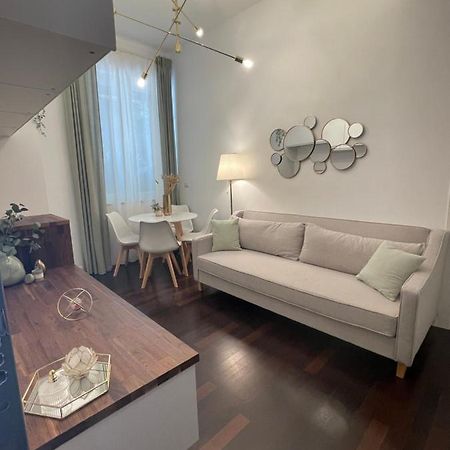 Bilocale Di Prestigio: Milano Centro Milão Exterior foto